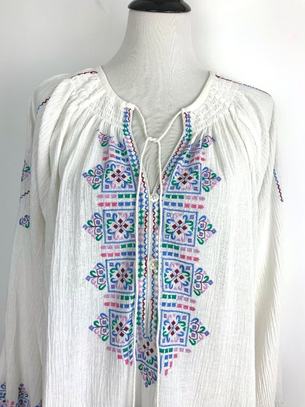 J Peterman Embroidered Cotton Peasant Blouse White Boho Tassel Split Neck Sz L - Picture 12 of 16